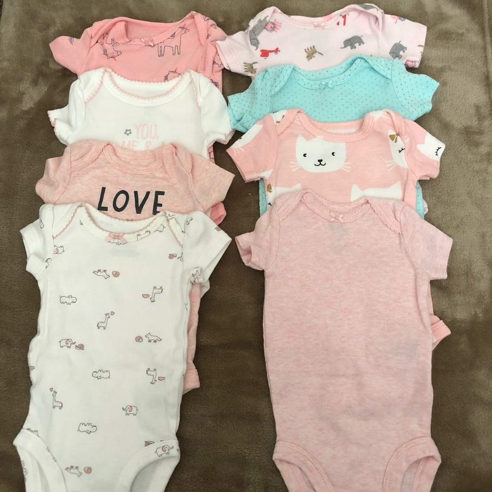 Carter’s Baby Girl Onesie Bundle 🎁